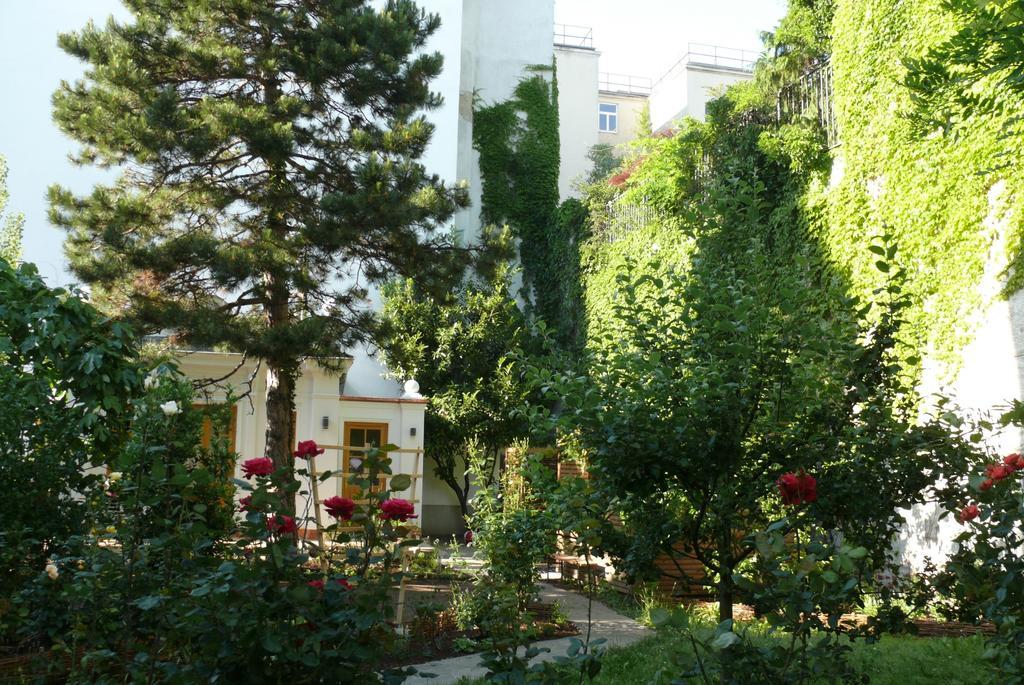 Schreiners Essen Und Wohnen Hotel Wien Eksteriør billede