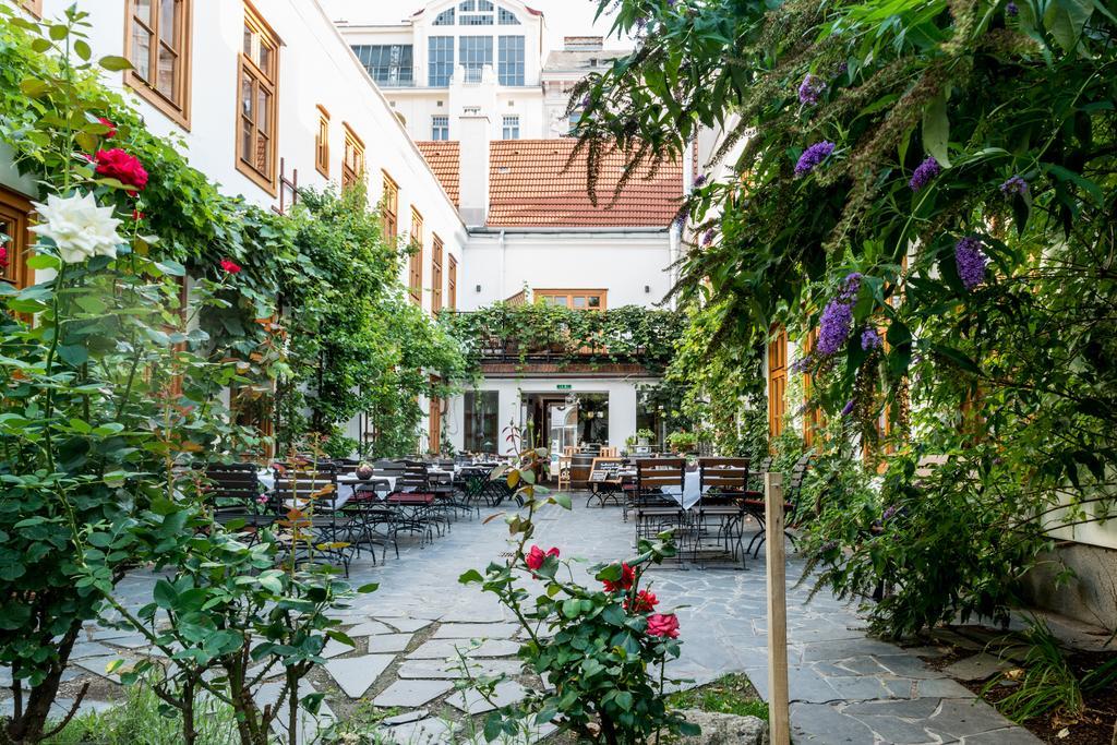 Schreiners Essen Und Wohnen Hotel Wien Eksteriør billede